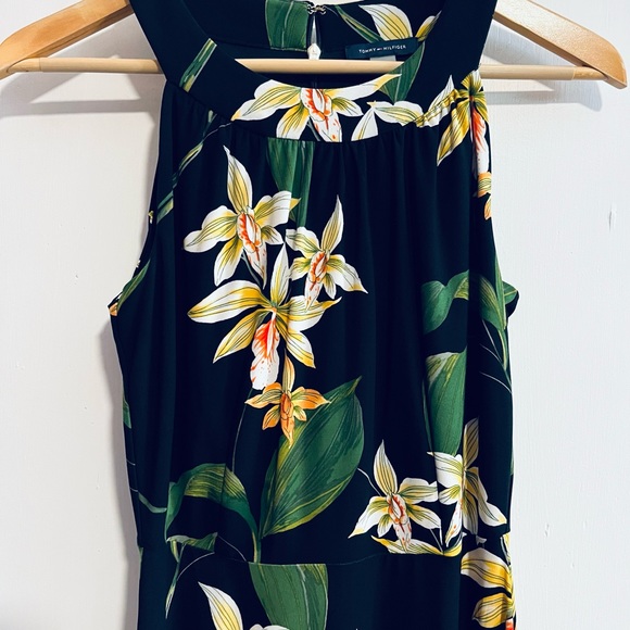 Tommy Hilfiger dress - Picture 2 of 6